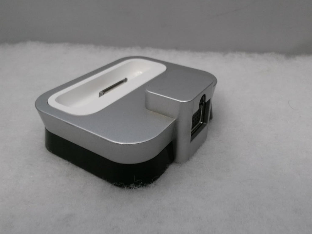 Yamaha YDS-11SL Universal iPod Dock for Select Yamaha Home Theater Receivers (Silver)