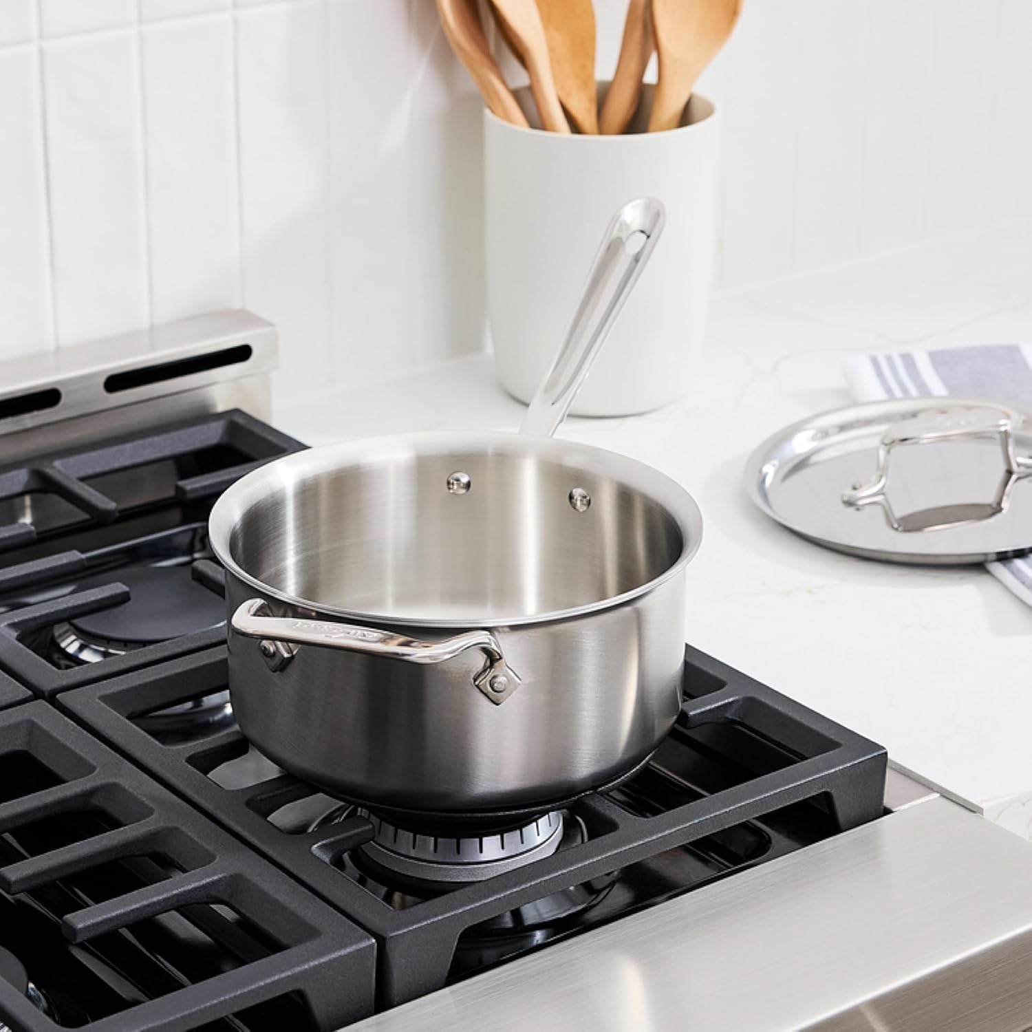 All-Clad D5 5-Ply Stainless Steel Sauce Pan 3 Quart Induction Oven Broiler Safe 600F Pots and Pans, Cookware Silver