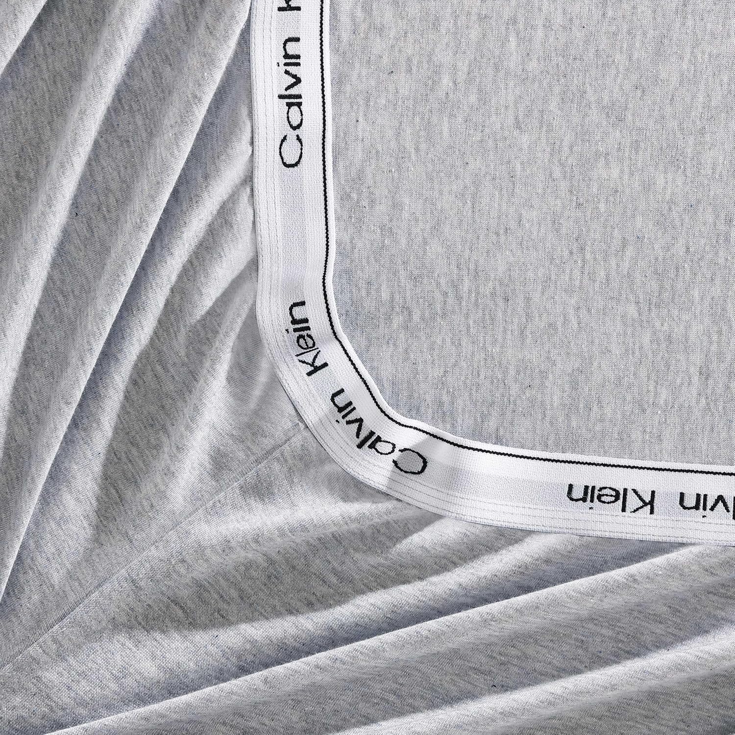 Calvin Klein - Queen Size Sheets Set, Naturally Soft Cotton-Blend Melange Jersey Bedding - Bed Sheets with Matching Pillowcases & Fitted Sheet (Modern Cotton Grey/Blue)