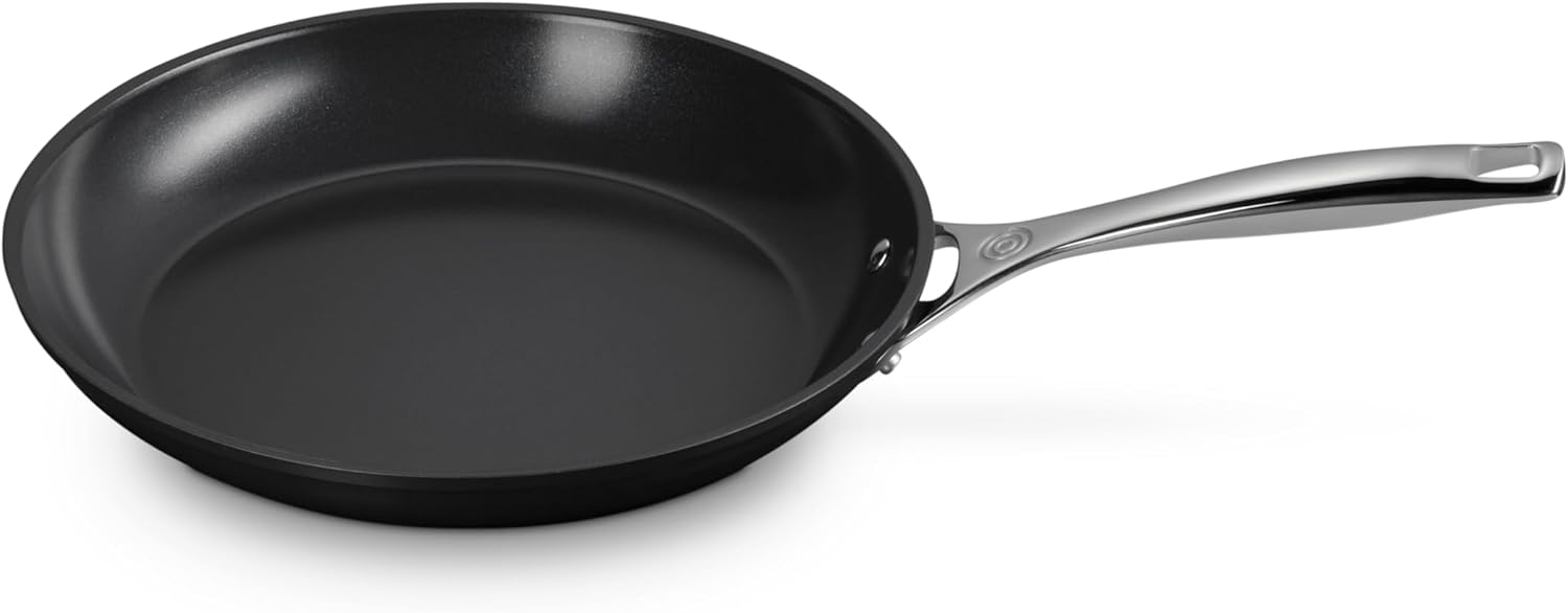 Le Creuset Essential Non-Stick Ceramic Shallow Frying Pan, 11"