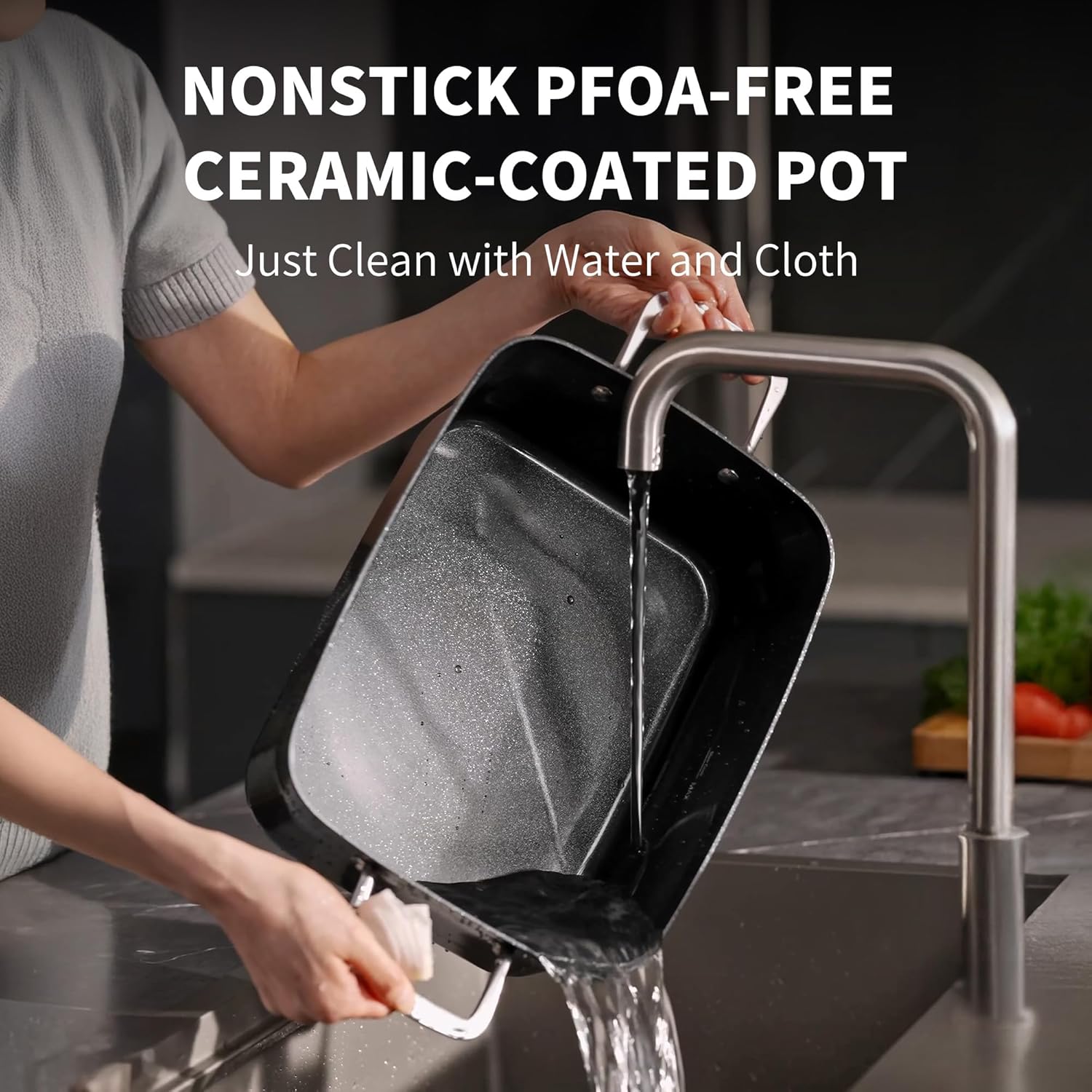 Slow Cooker 7-Quart Programmable Multi-Cooker PFOA-Free Ceramic Coating, Warm, Sear sauté, Steamer Function for Family Gatherings (Includes Silicone Spoon) White