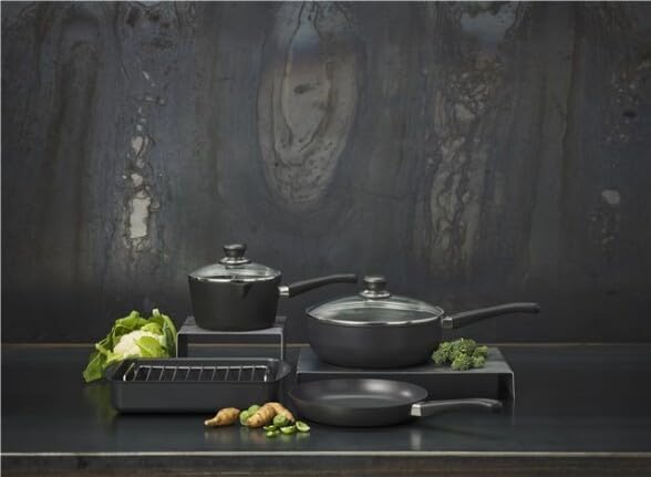 SCANPAN USA Inc Scanpan Classic 3-Quart Covered Saucepan, Black/Clear