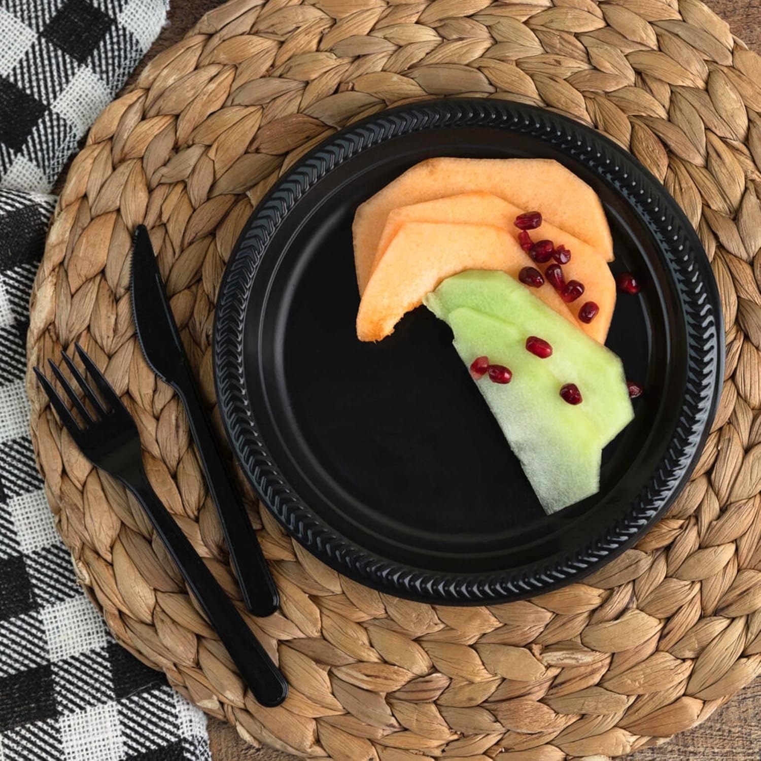 EcoQuality Disposable 9" inch Round Black Plastic Plates - China Like Party Plates, Heavy Duty Large Disposable Dinner Plates, Salad Plate, Weddings, Serveware (800)