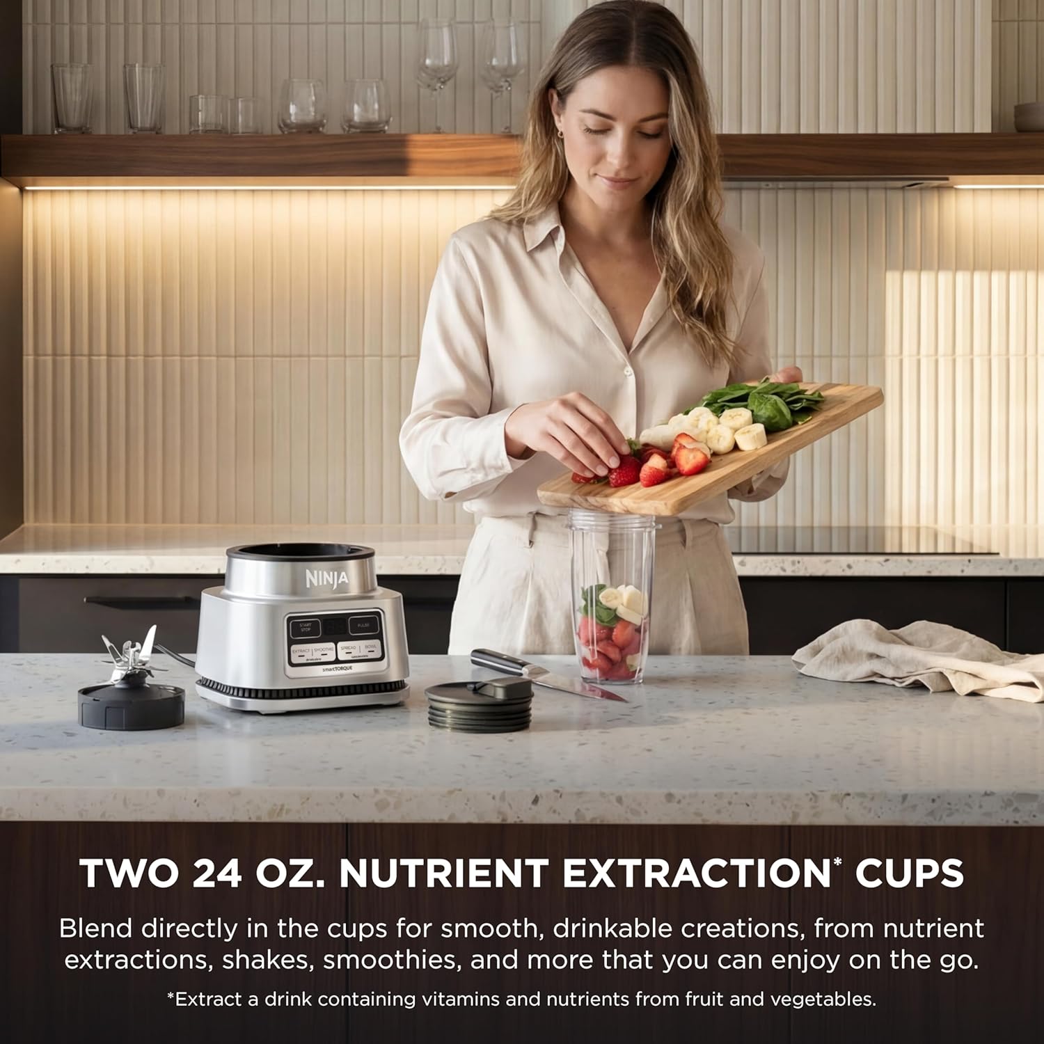 Ninja Foodi Personal Blender | Smoothie Bowl Maker with Storage Lid, Nutrient Extractor and Mixer | 1200-Peak-Watt smartTORQUE Motor | Hybrid Edge Blades, (2) 24-oz. Cups | Silver | SS101
