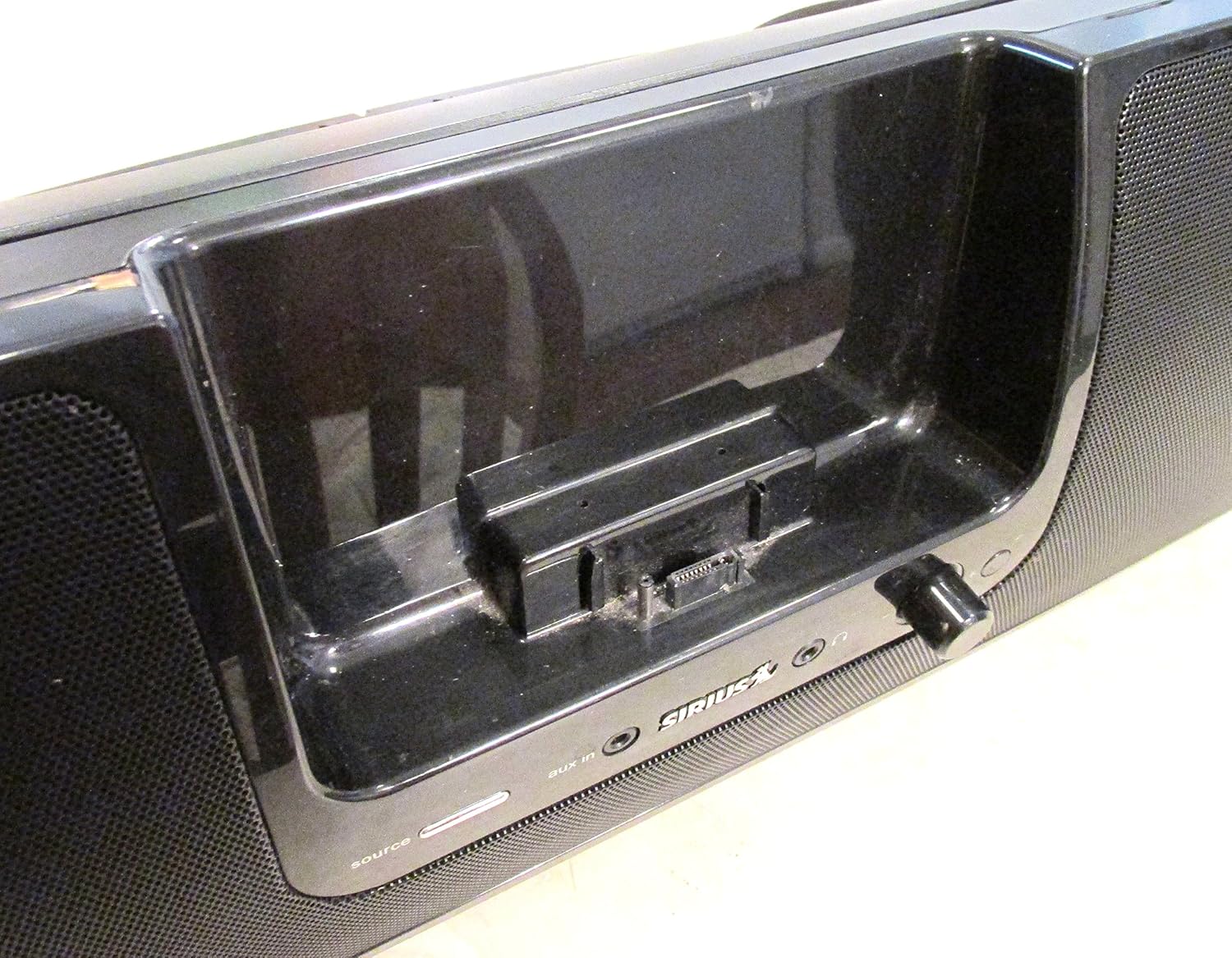 Audiovox Sirius SUBX2 Speaker Dock Portable Sound System -Black